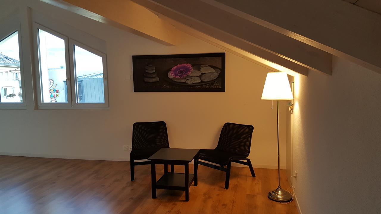 Attika Wohnung Spiez Exterior foto