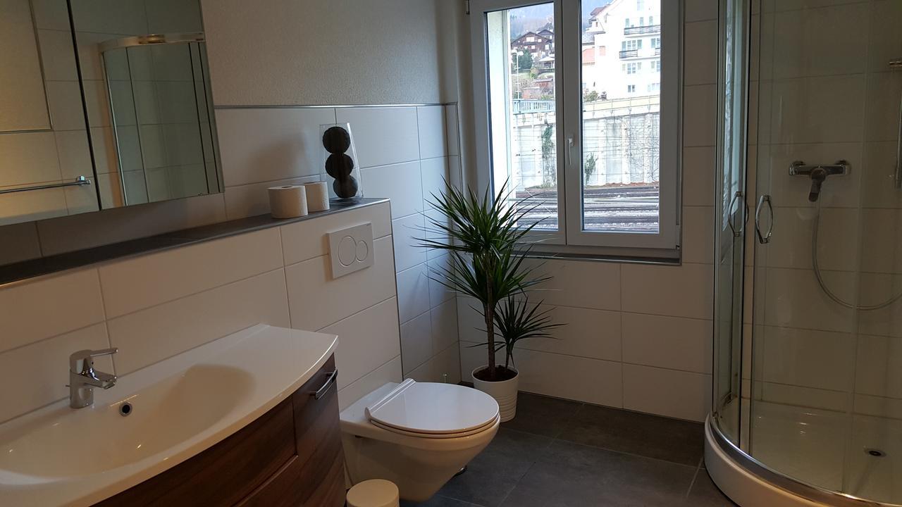 Attika Wohnung Spiez Exterior foto